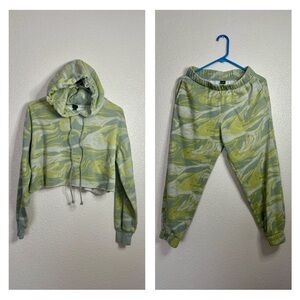 Wild Fable Green and Yellow Swirl Sweatpants and Hoodie Set